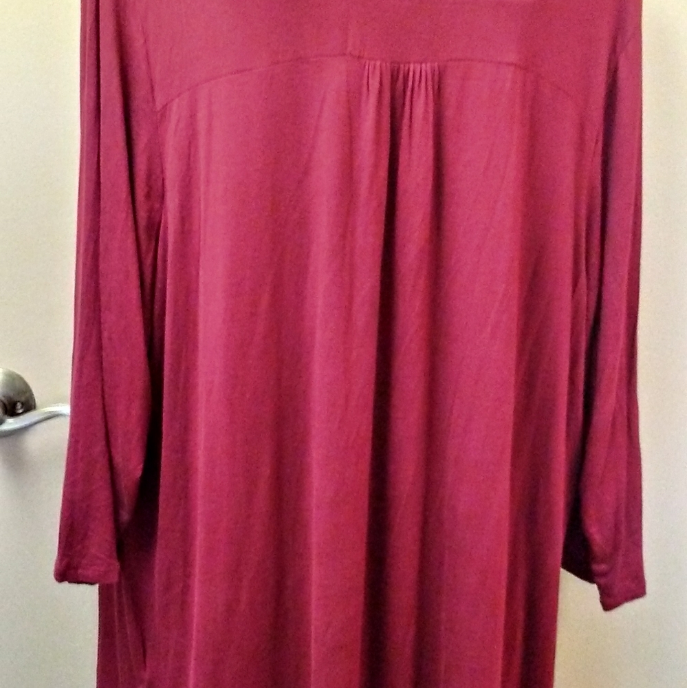 Blouse - Picture 2 of 3